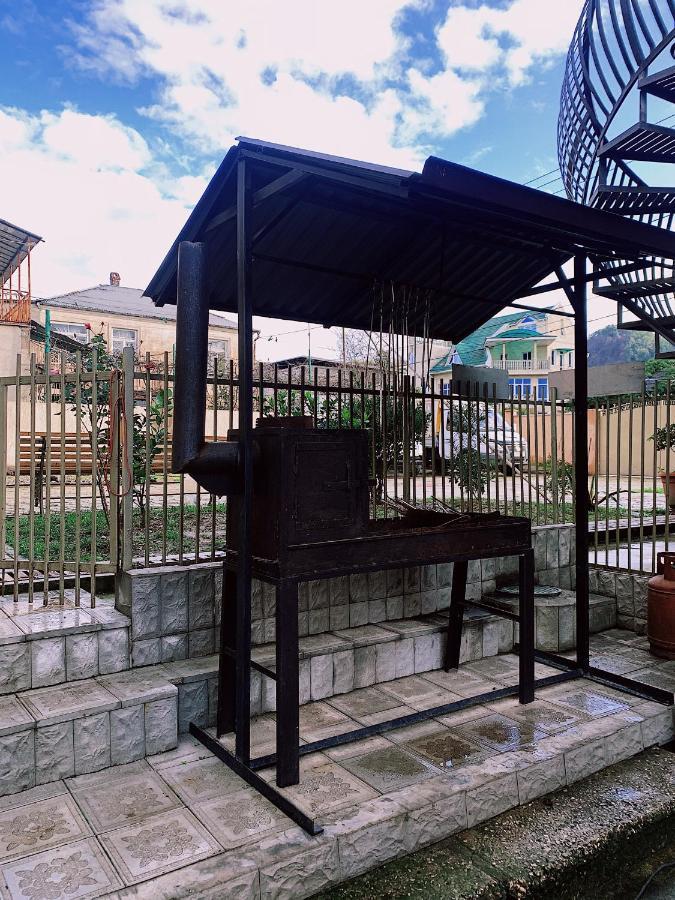 Семейный Дворик Sukhumi Luaran gambar