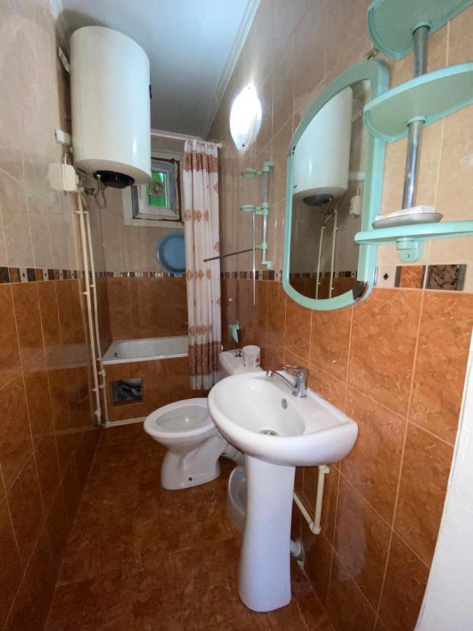 Семейный Дворик Sukhumi Luaran gambar